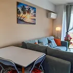 Tropical Sea View Promenada Mamaia Nord דירה *