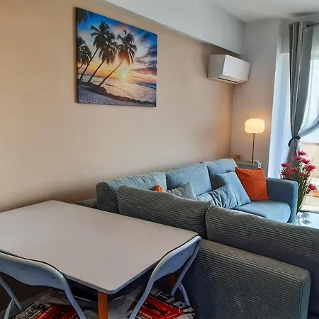 Tropical Sea View Promenada Mamaia Nord Apartman *