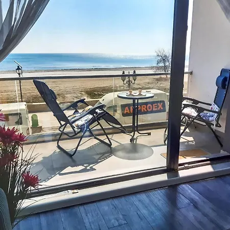 Tropical Sea View Promenada Mamaia Nord Apartman *