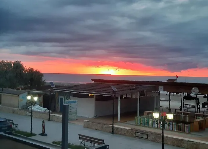 Tropical Sea View Promenada Mamaia Nord * Năvodari